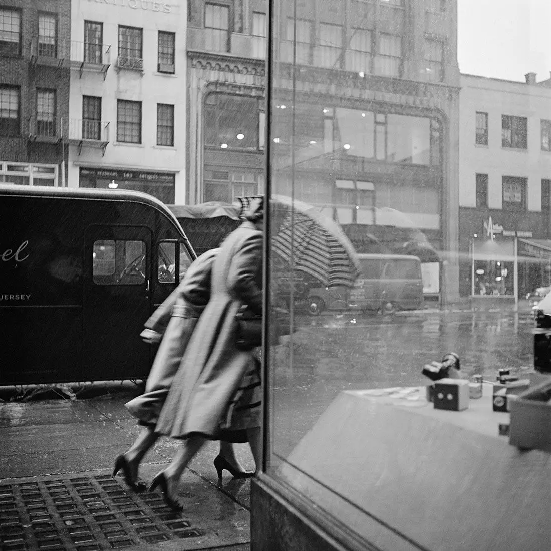 アート・デザイン・音楽 VIVIAN MAIER / STREET PHOTOGRAPHER Vivian